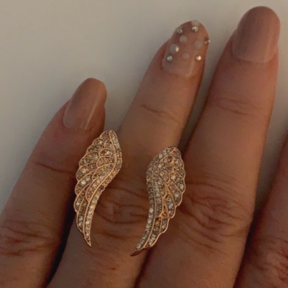 Henri bendel Rose gold sparkly wings open adjustable Ring size 6-7 - Picture 2 of 8